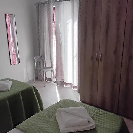 Torri Seafront Apartment