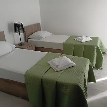 Torri Seafront Apartment Xghajra