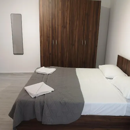 Torri Seafront Apartment *