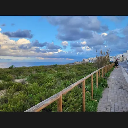 Torri Seafront Lejlighed