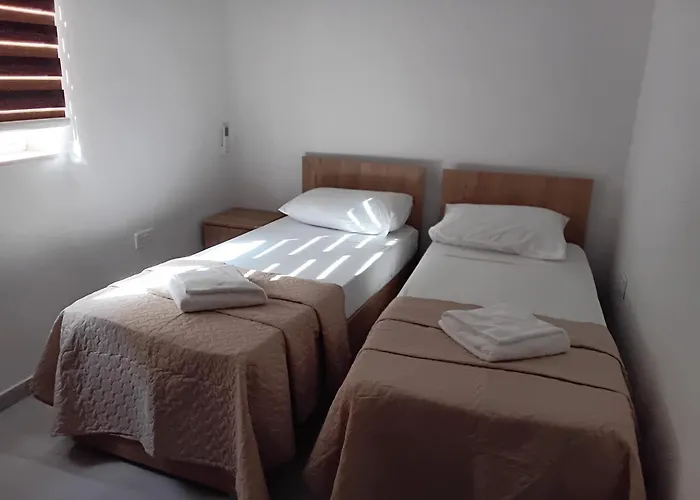 Torri Seafront Appartement *