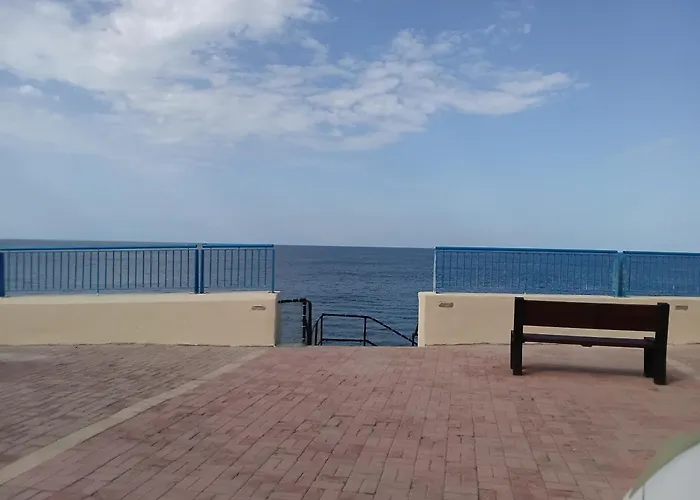 Torri Seafront Appartement Xghajra