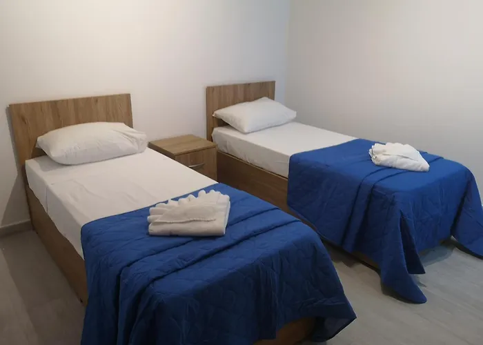 Torri Seafront Appartement *