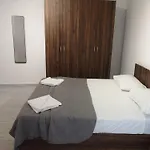 Torri Seafront Apartment *