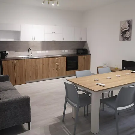 Torri Seafront Appartamento Xghajra