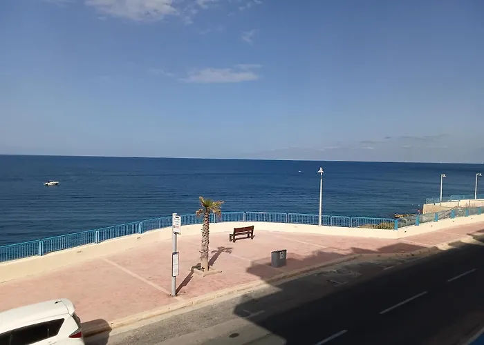 Torri Seafront Appartamento Xghajra