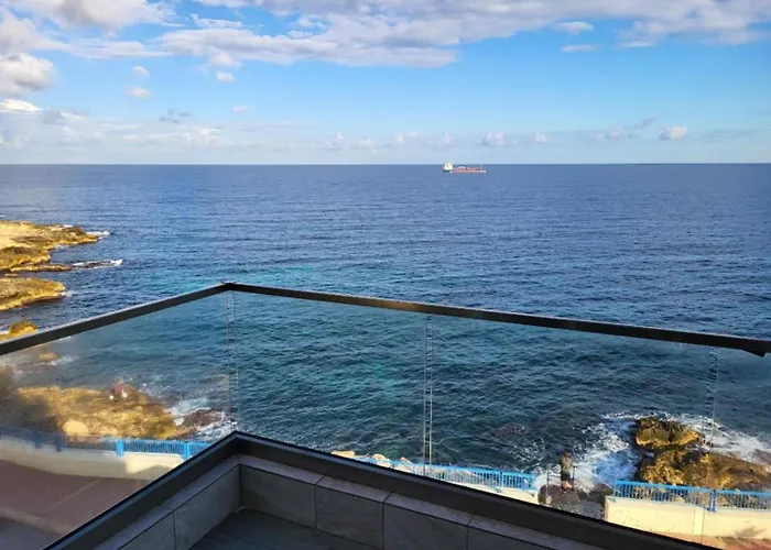 Torri Seafront * Xghajra