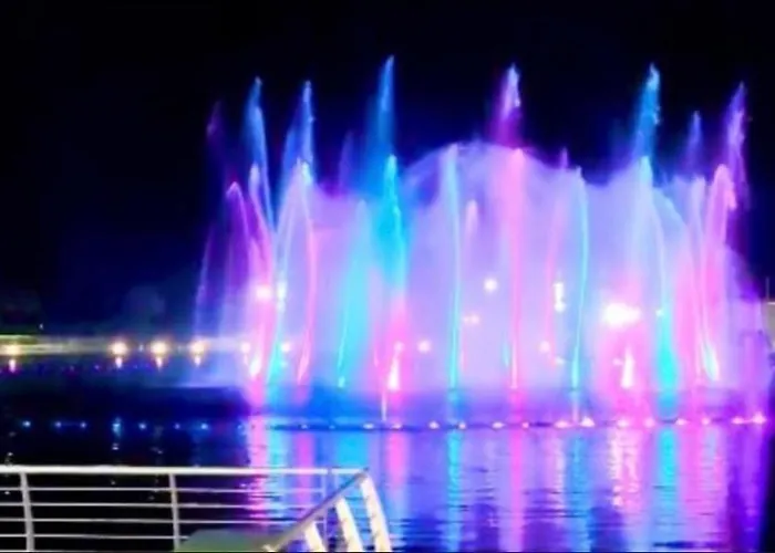 Torri Seafront 公寓